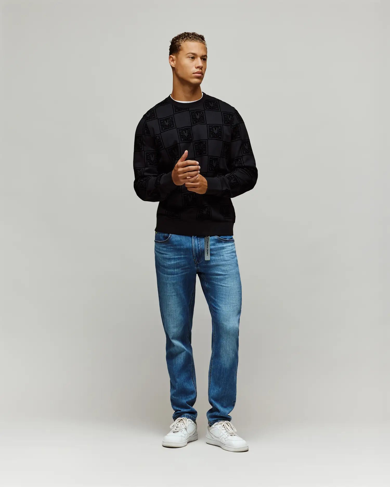 MENS GIO ALL OVER FLOCK CREW - MT0500192 - Image 4